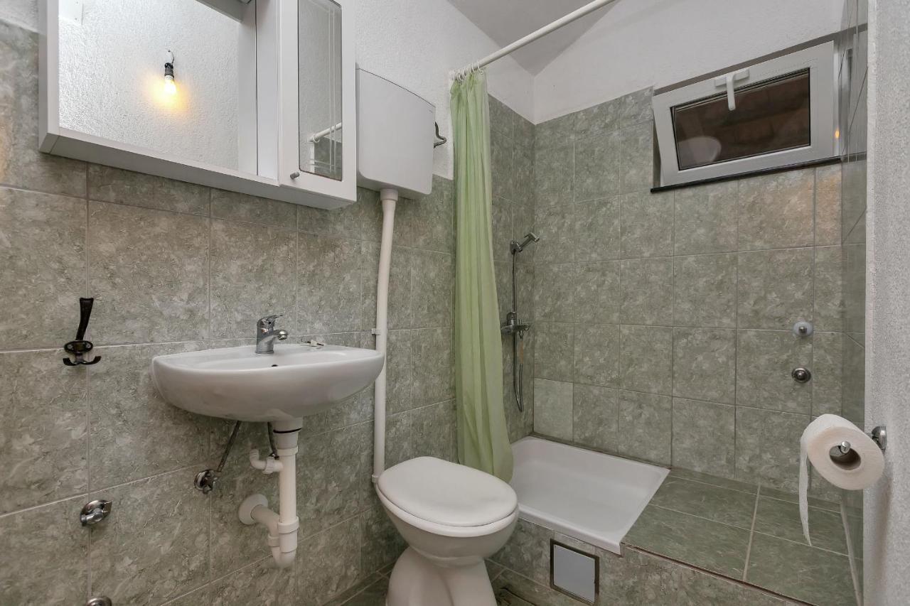 Apartments Milivoj Bogomolje Bagian luar foto